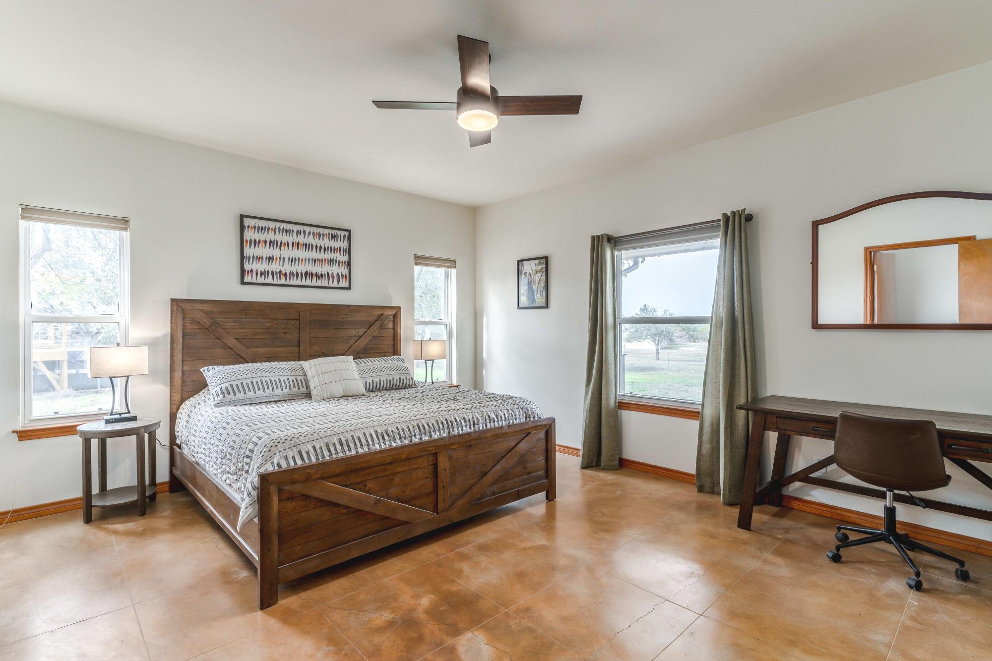 2551 Spring Valley Dr, Dripping Springs, TX 78620