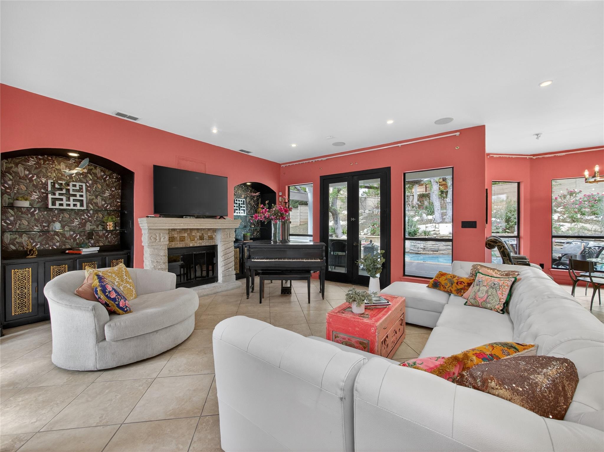 2900 Pamella Ct, Austin, TX 78734