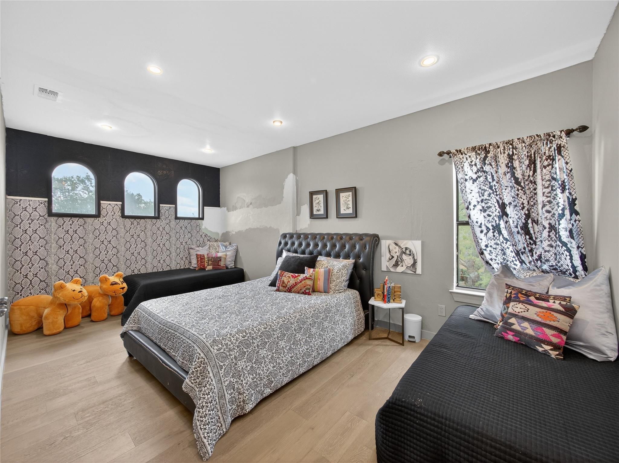 2900 Pamella Ct, Austin, TX 78734