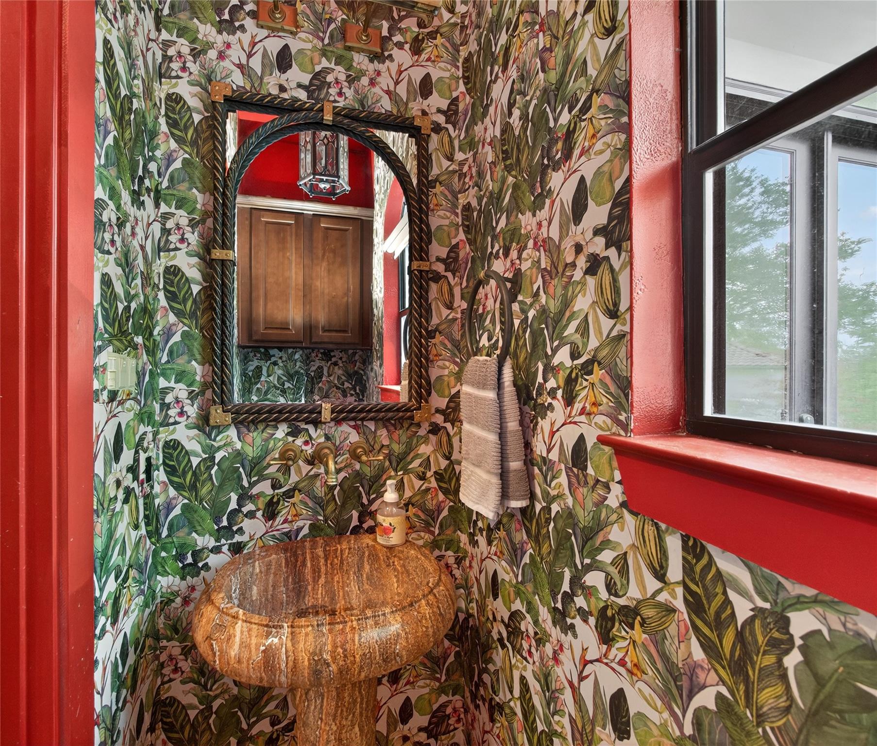 2900 Pamella Ct, Austin, TX 78734