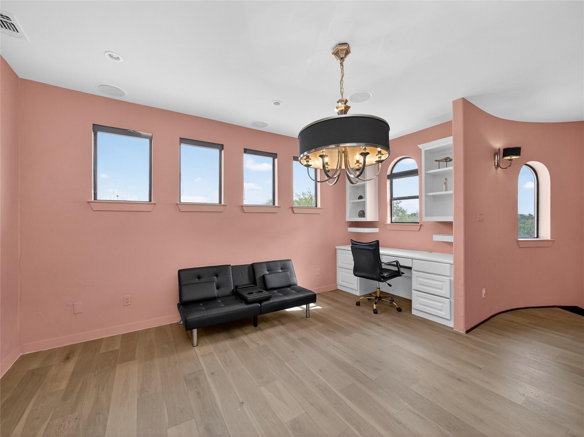 2900 Pamella Ct, Austin, TX 78734