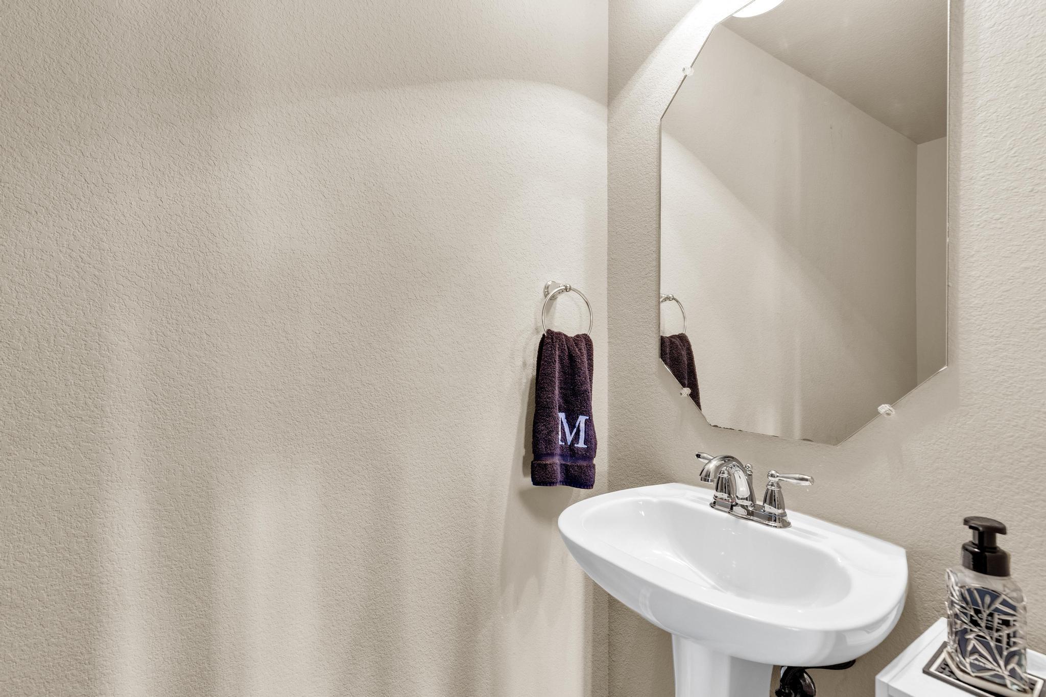 9701 Solana Vista Loop # B, Austin, TX 78750