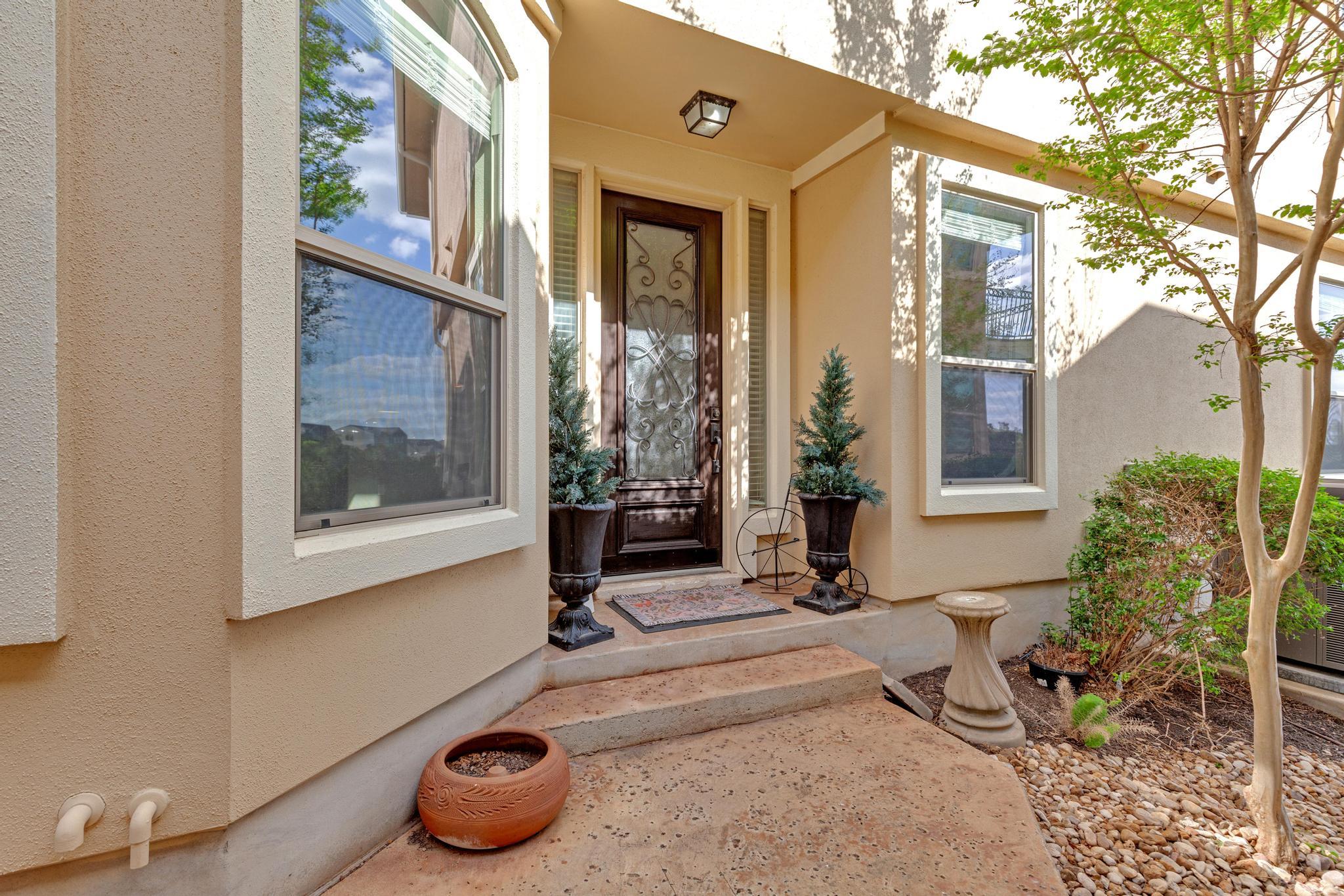 9701 Solana Vista Loop # B, Austin, TX 78750