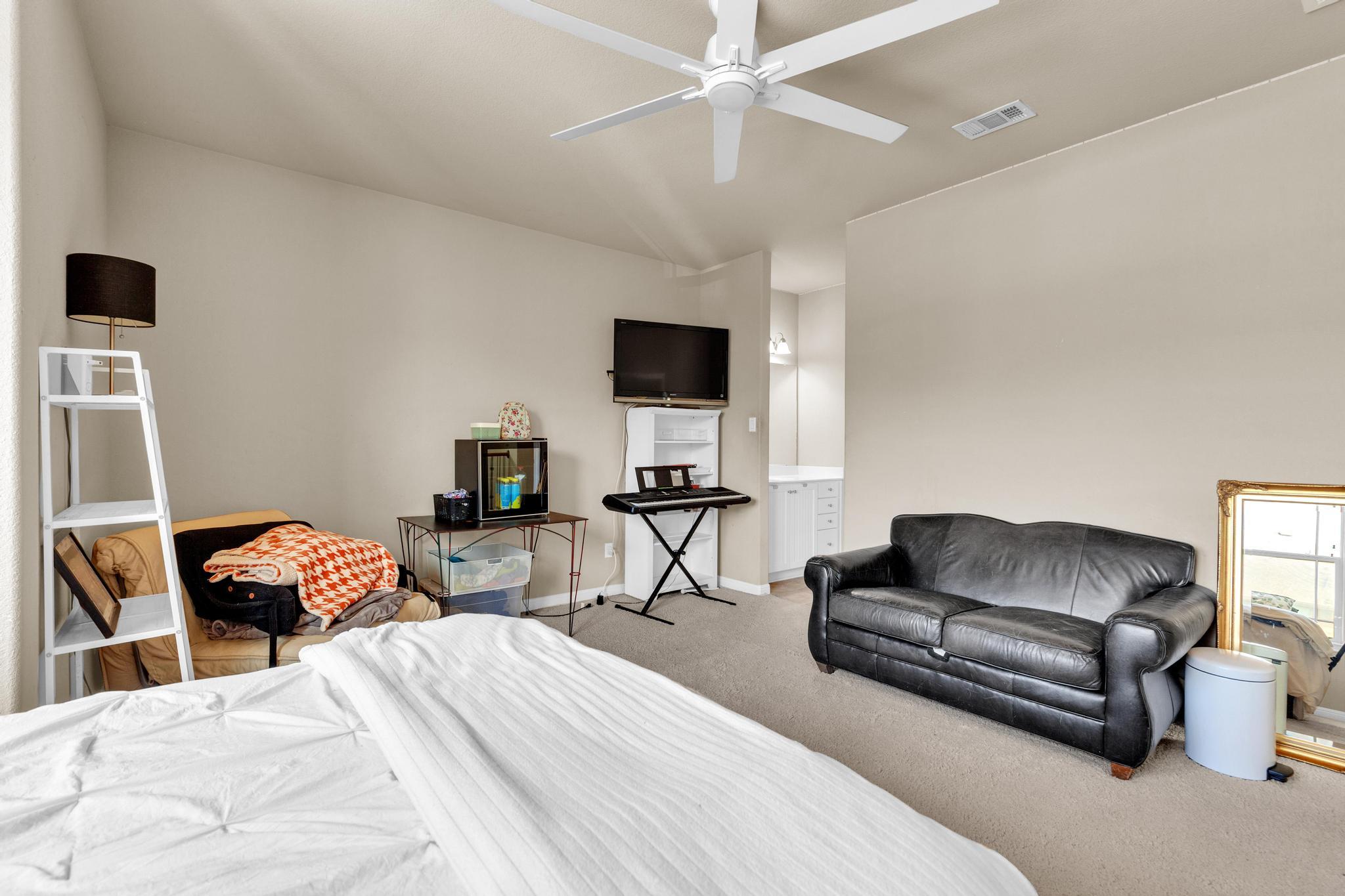 9701 Solana Vista Loop # B, Austin, TX 78750