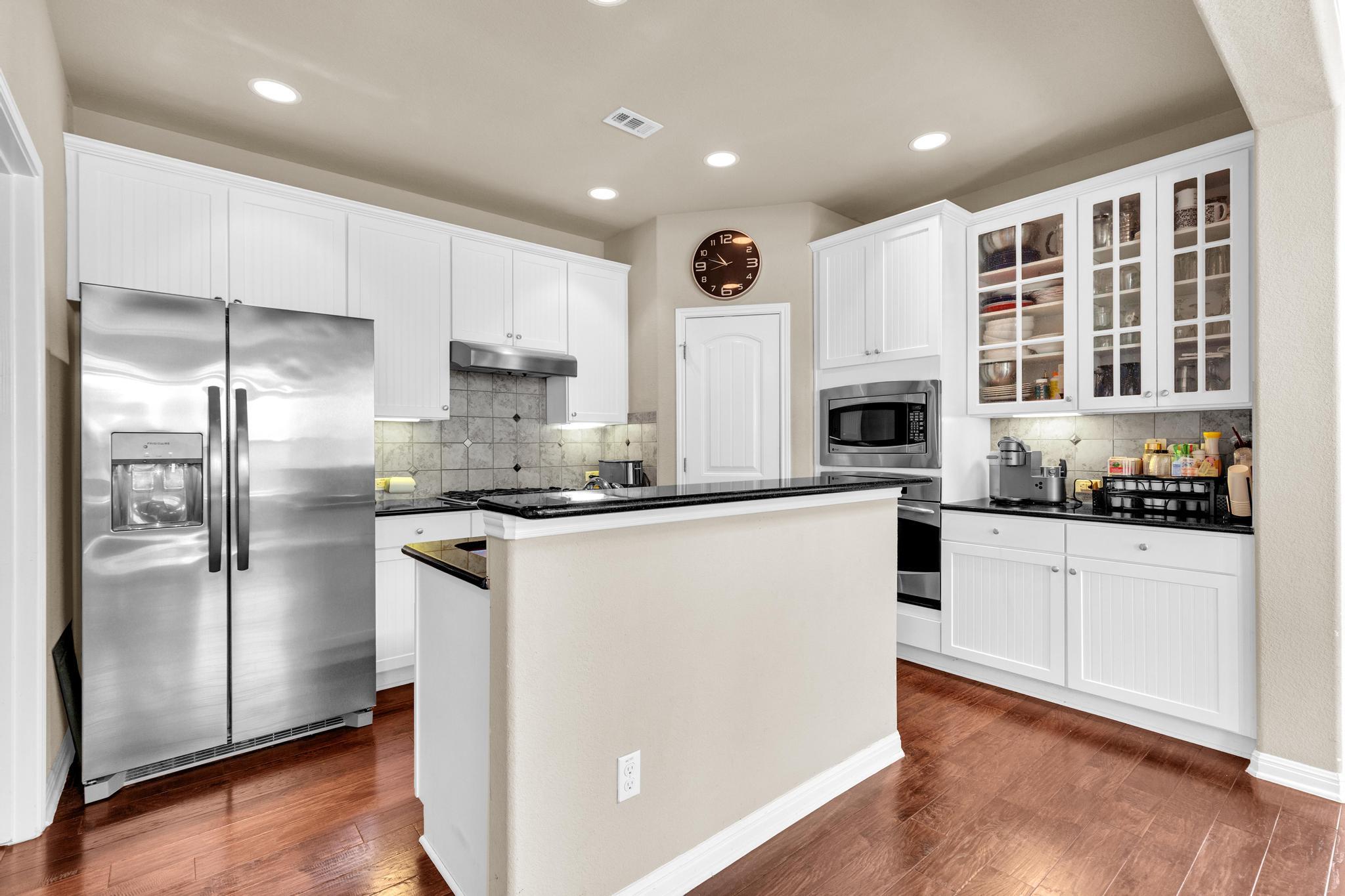 9701 Solana Vista Loop # B, Austin, TX 78750