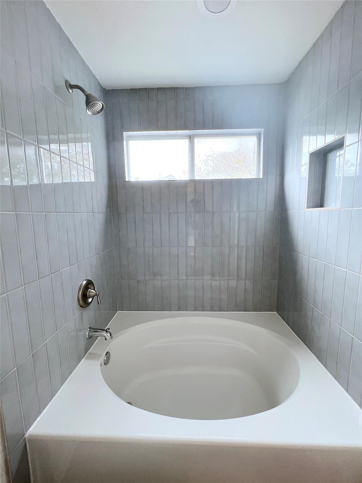 9622 Woodvale Dr, Austin, TX 78729