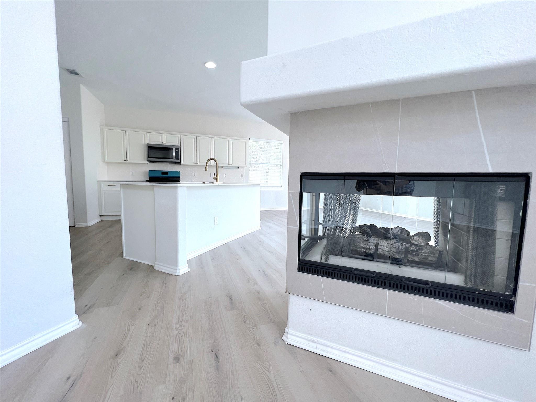 9622 Woodvale Dr, Austin, TX 78729