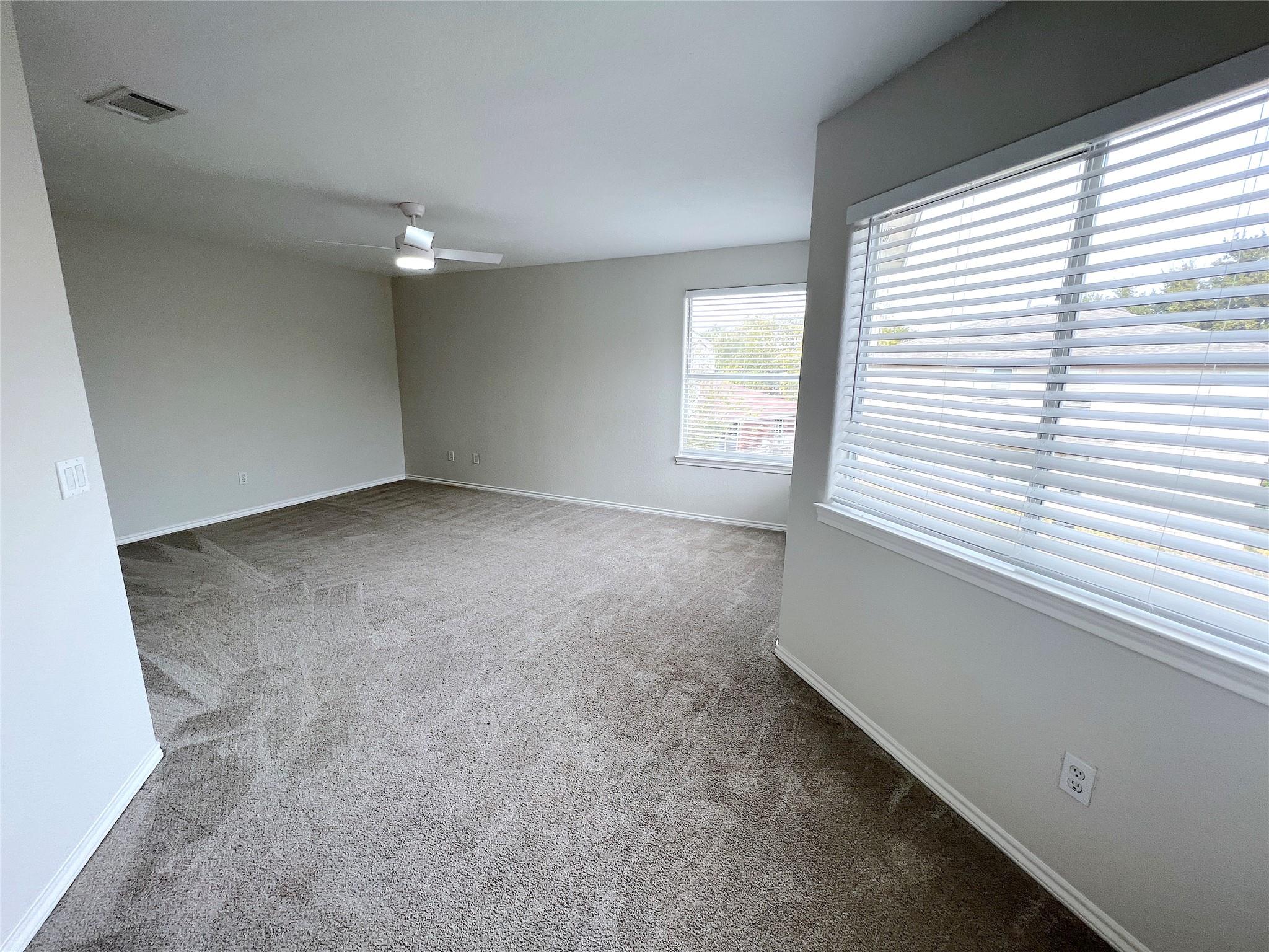 9622 Woodvale Dr, Austin, TX 78729