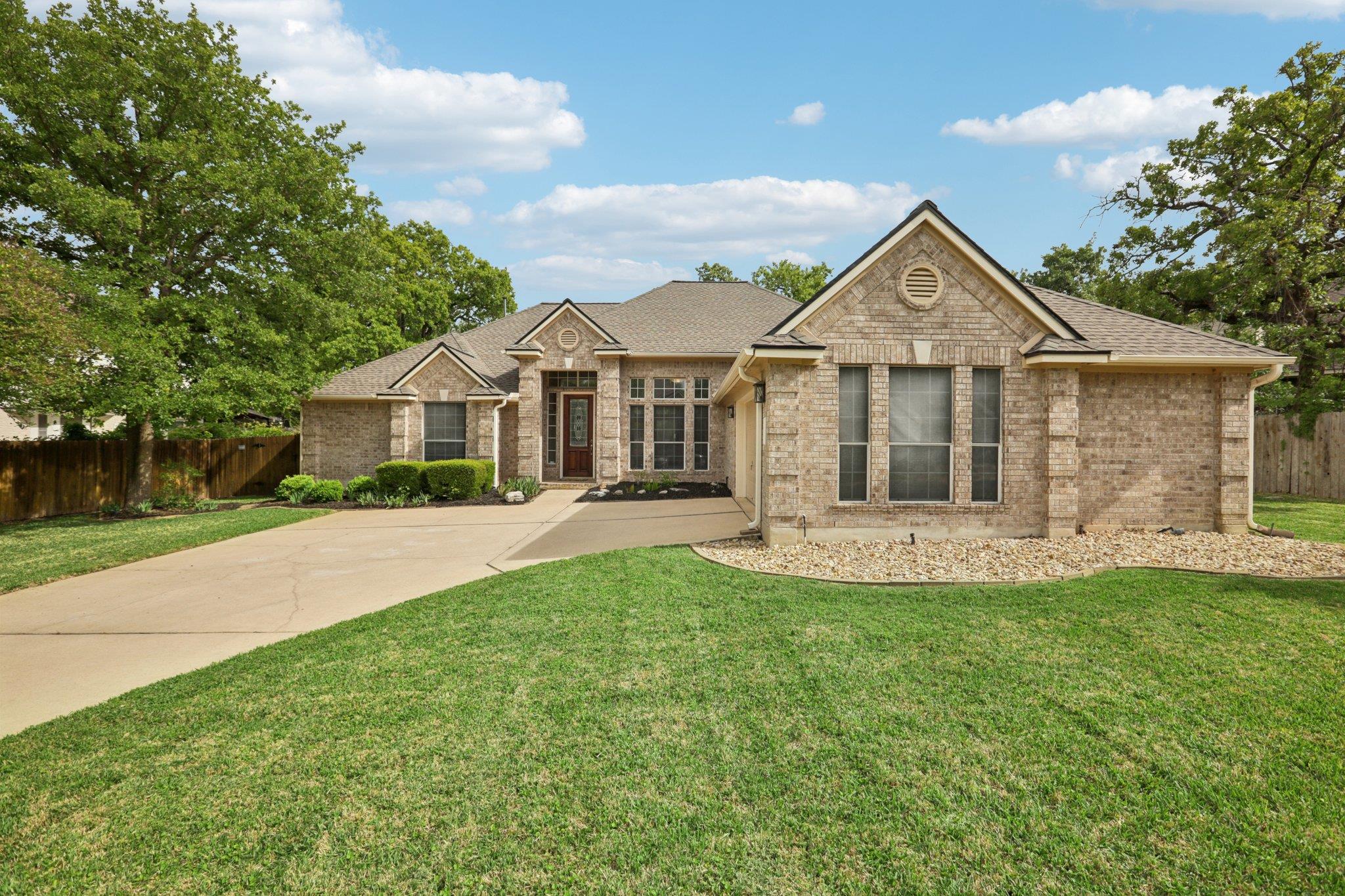 9309 Slate Creek Trl, Austin, TX 78717