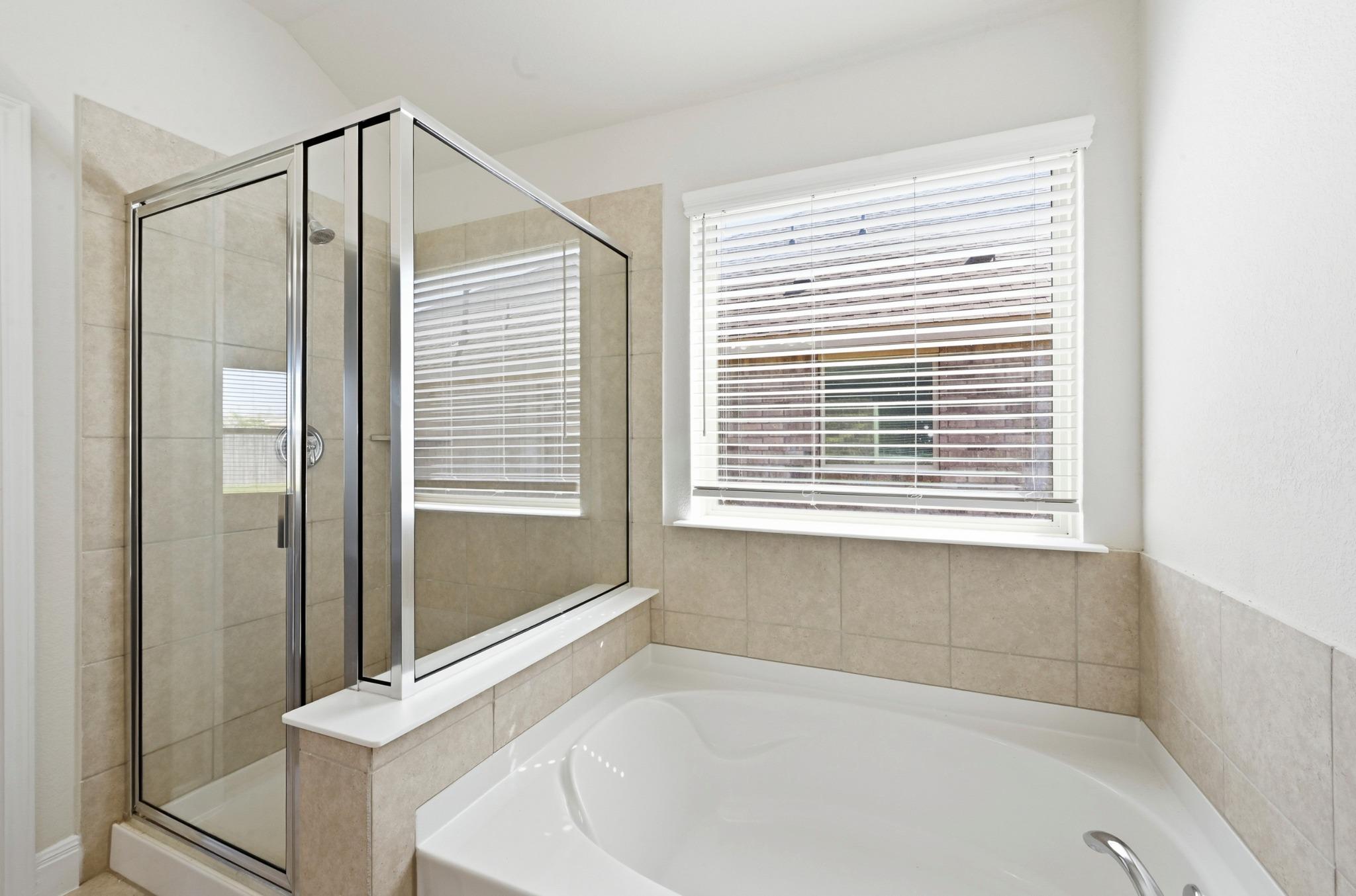 6004 Genova Pl, Round Rock, TX 78665