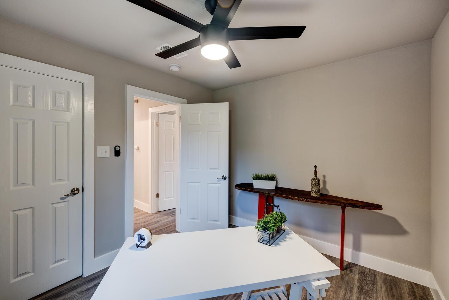 5001 Cottonwood Cir # A, Austin, TX 78723