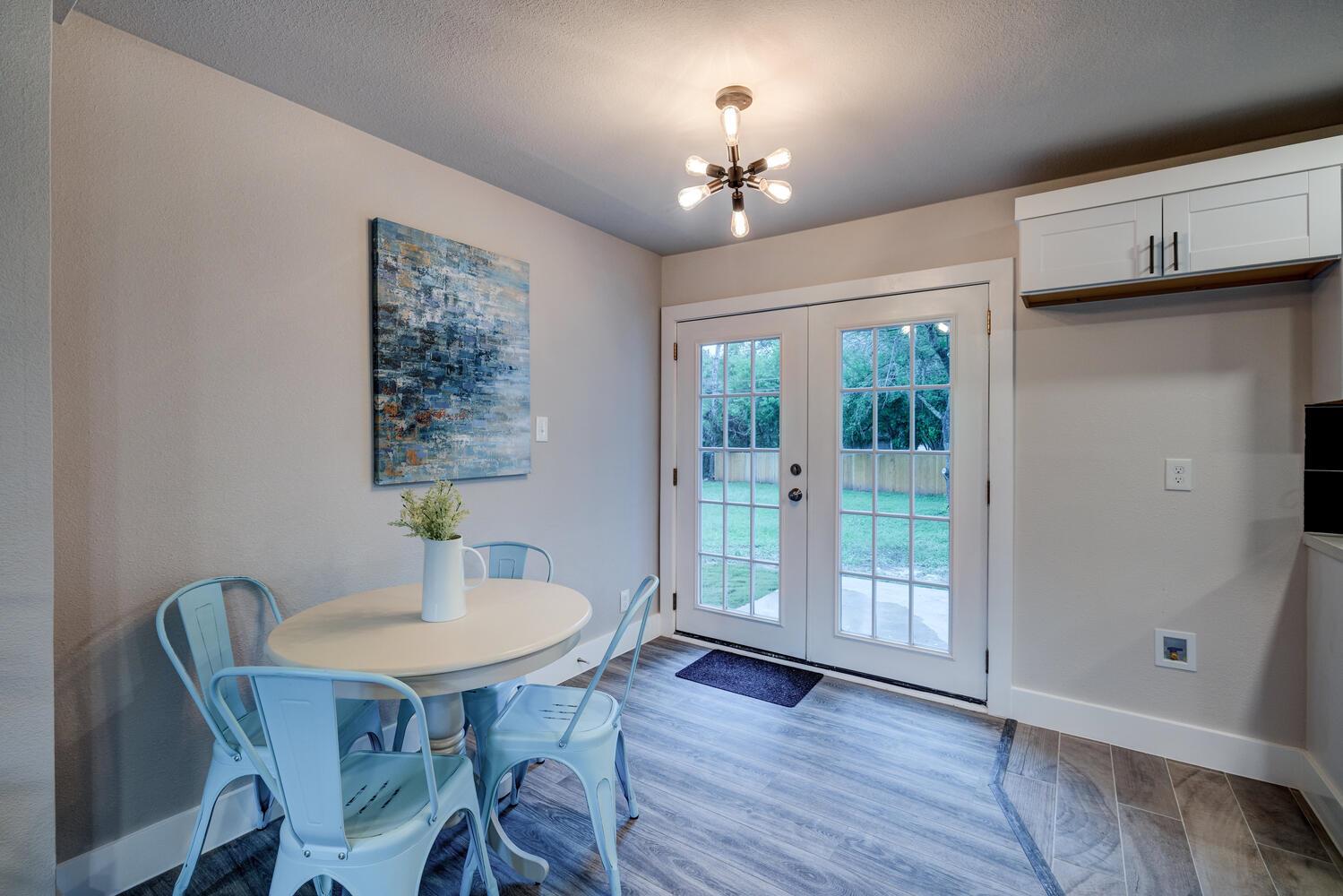 5001 Cottonwood Cir # A, Austin, TX 78723