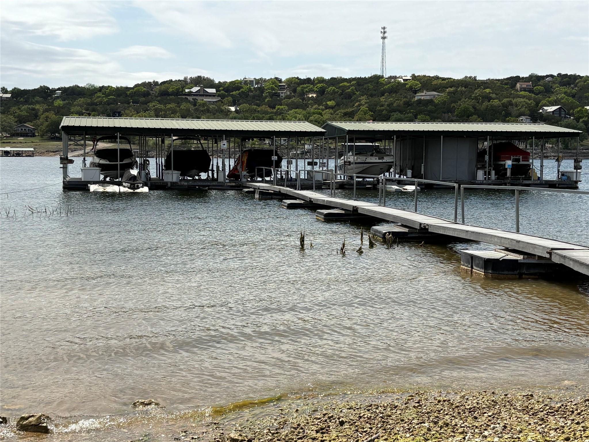 20990 Waterside Dr # B2, Lago Vista, TX 78645