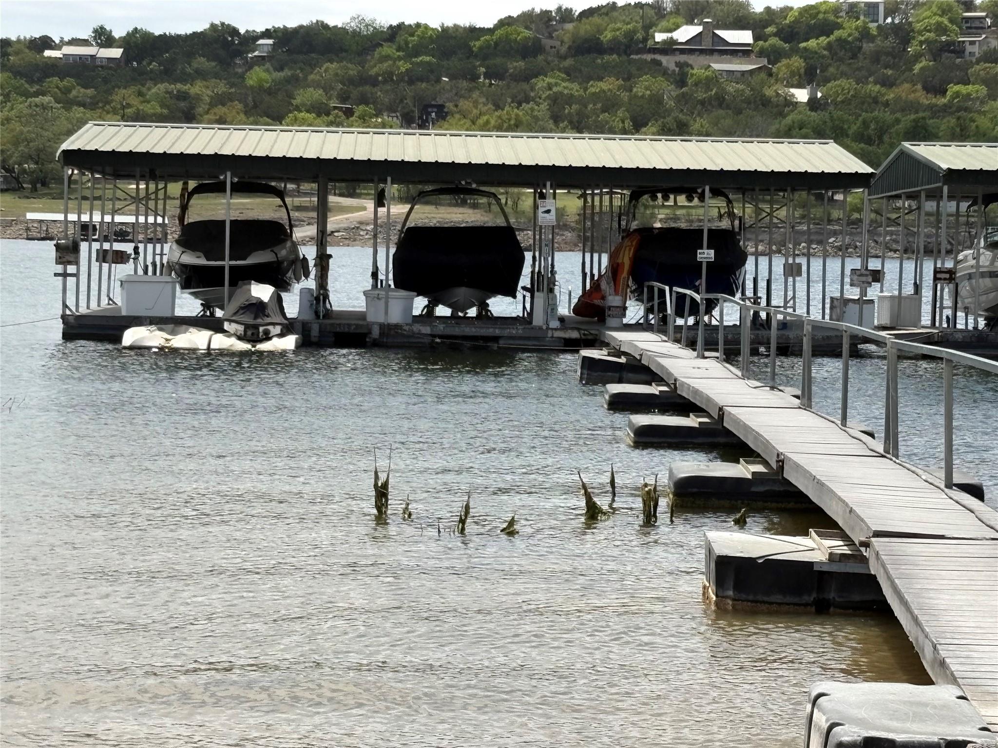 20990 Waterside Dr # B2, Lago Vista, TX 78645