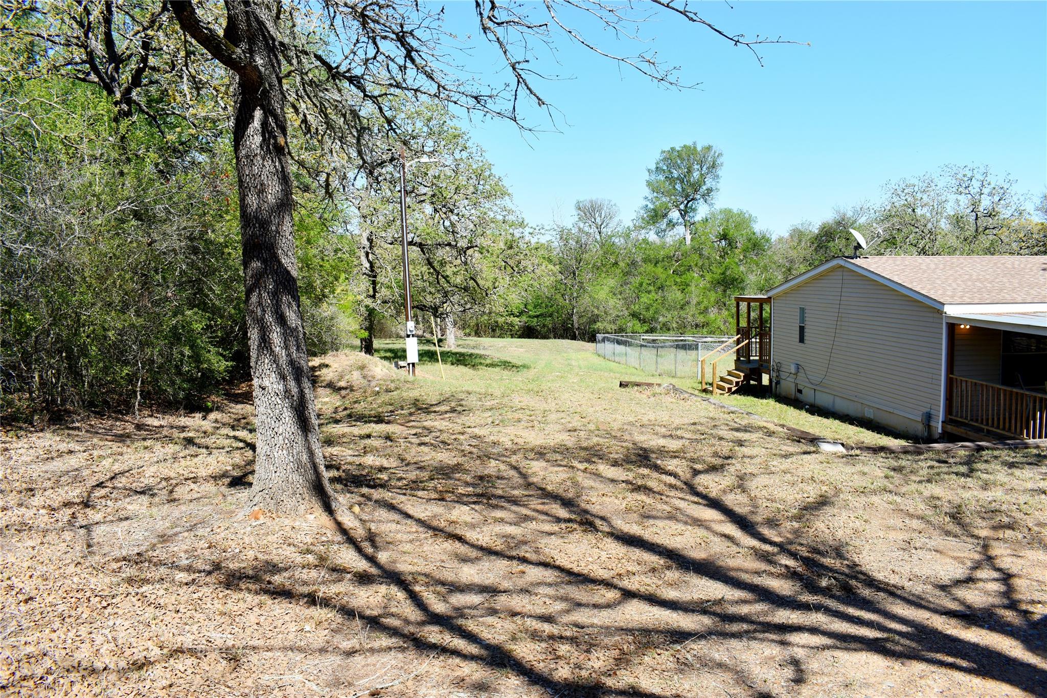 129 Suzanne Dr, Bastrop, TX 78602