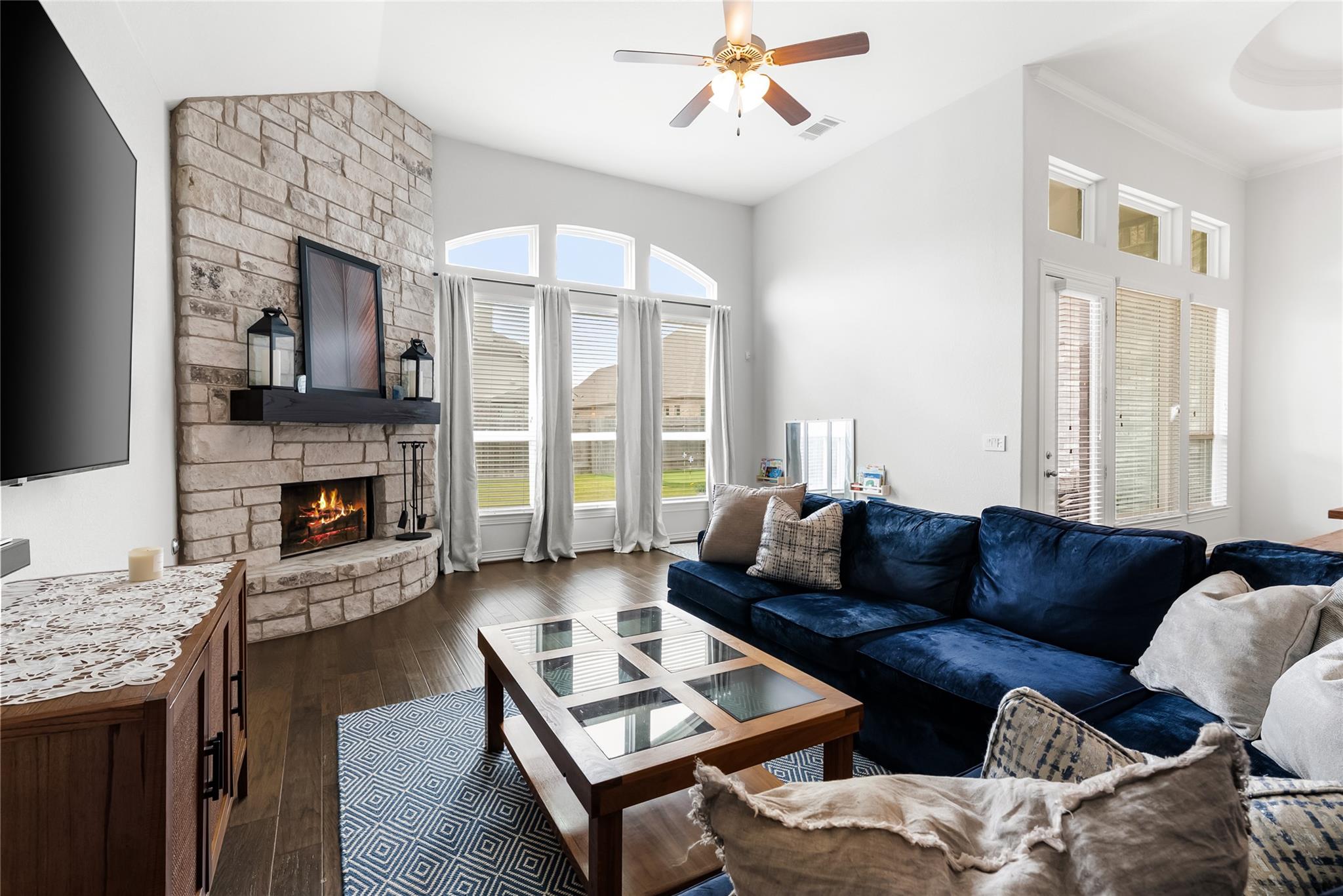 19901 Isle Of Glass St, Pflugerville, TX 78660