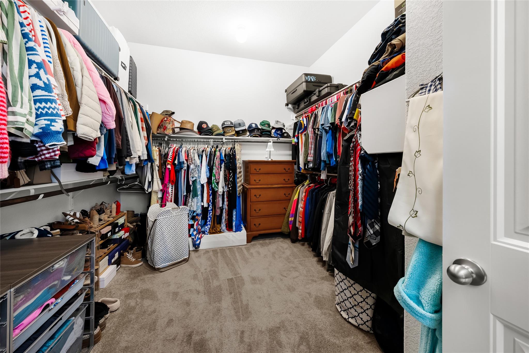 19901 Isle Of Glass St, Pflugerville, TX 78660