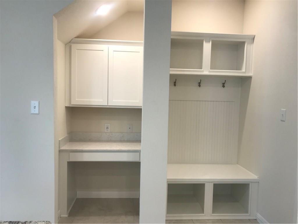 115 Iron Rail Rd, Dripping Springs, TX 78620