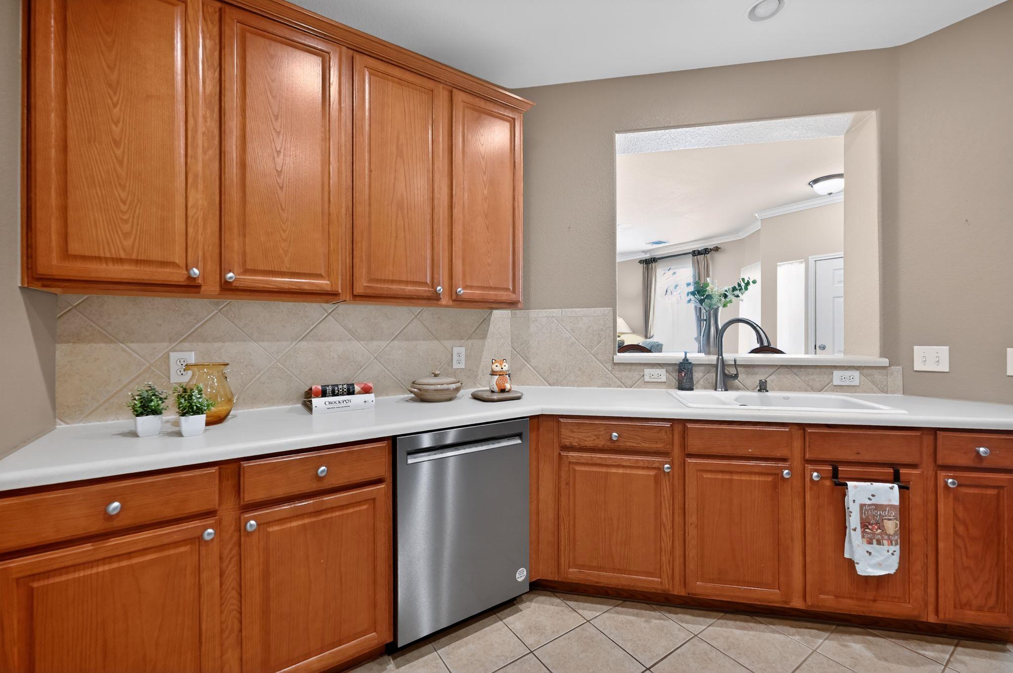 7708 San Felipe Blvd # 8, Austin, TX 78729