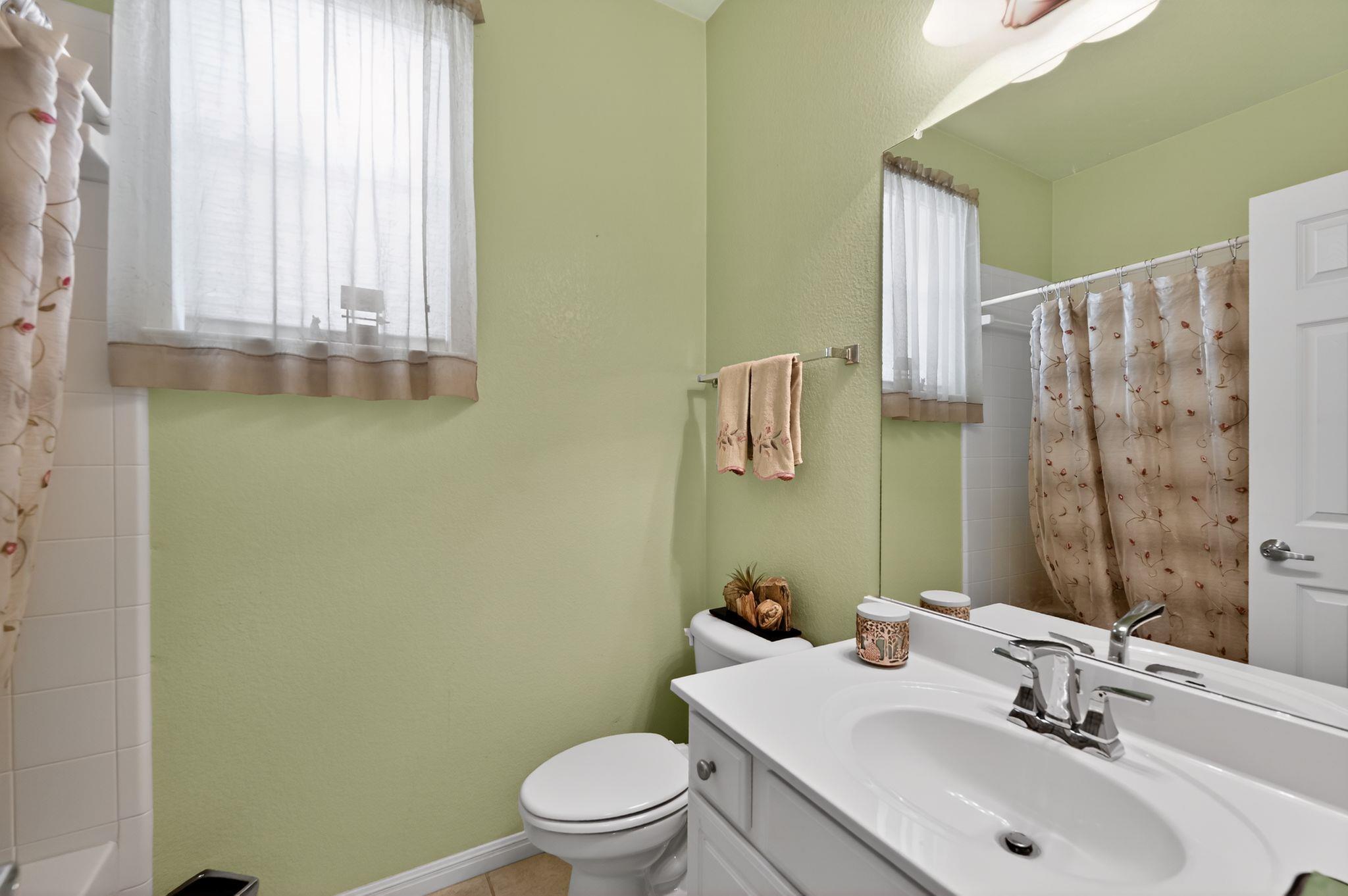 7708 San Felipe Blvd # 8, Austin, TX 78729