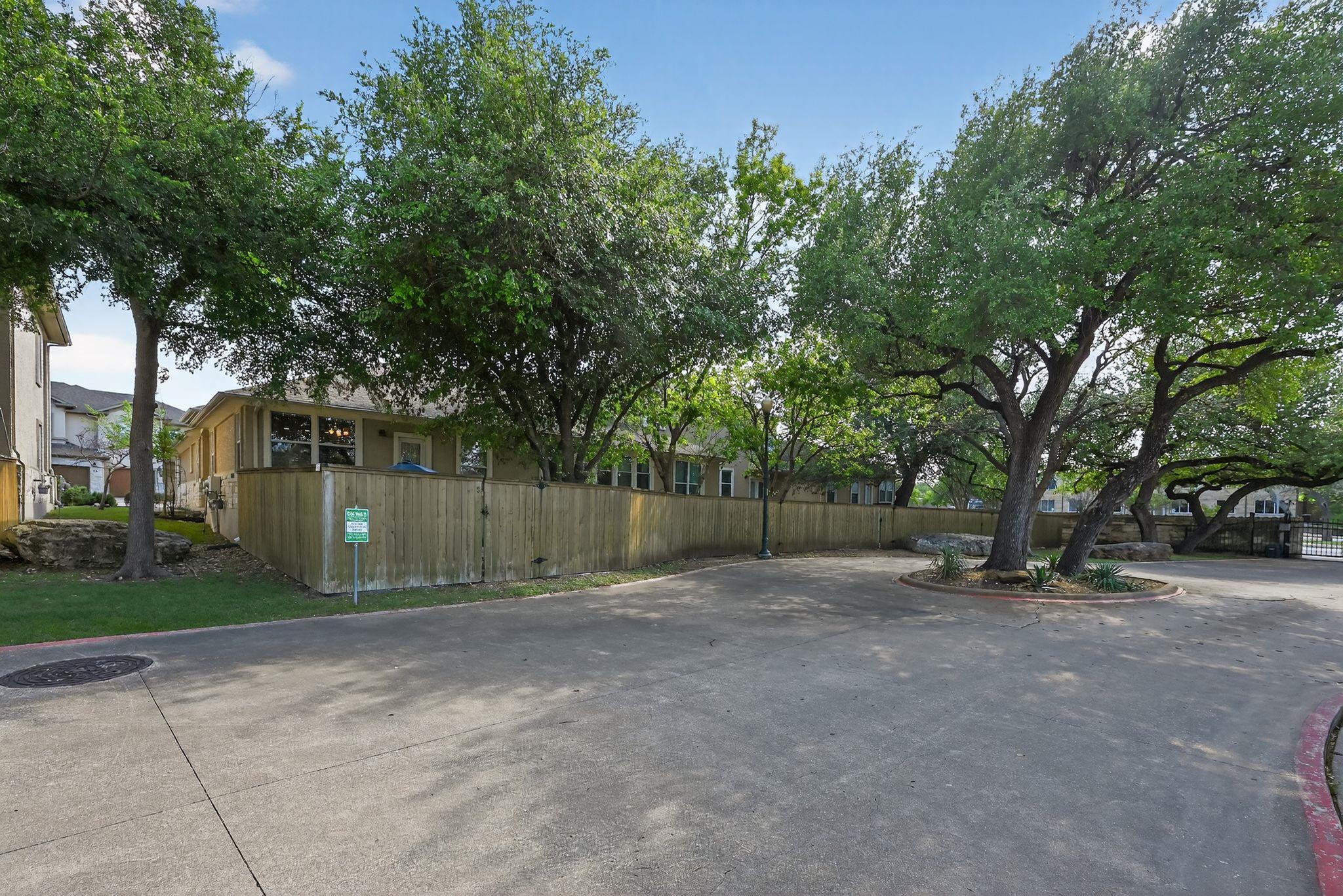 7708 San Felipe Blvd # 8, Austin, TX 78729
