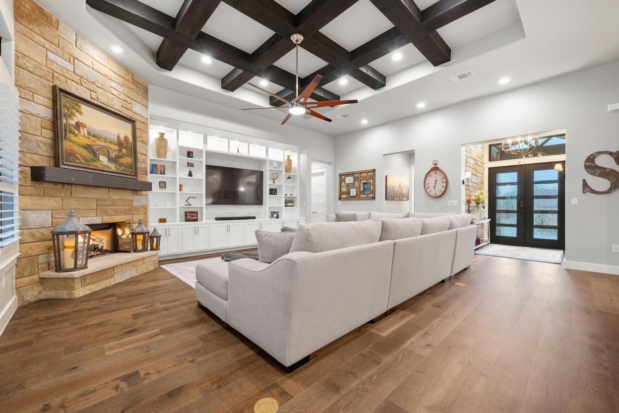 401 Highland Bluff Dr, Georgetown, TX 78633