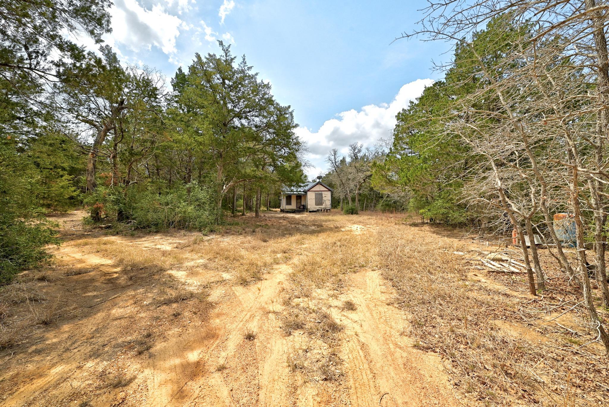 109 Crepe Myrtle Rd, Bastrop, TX 78602