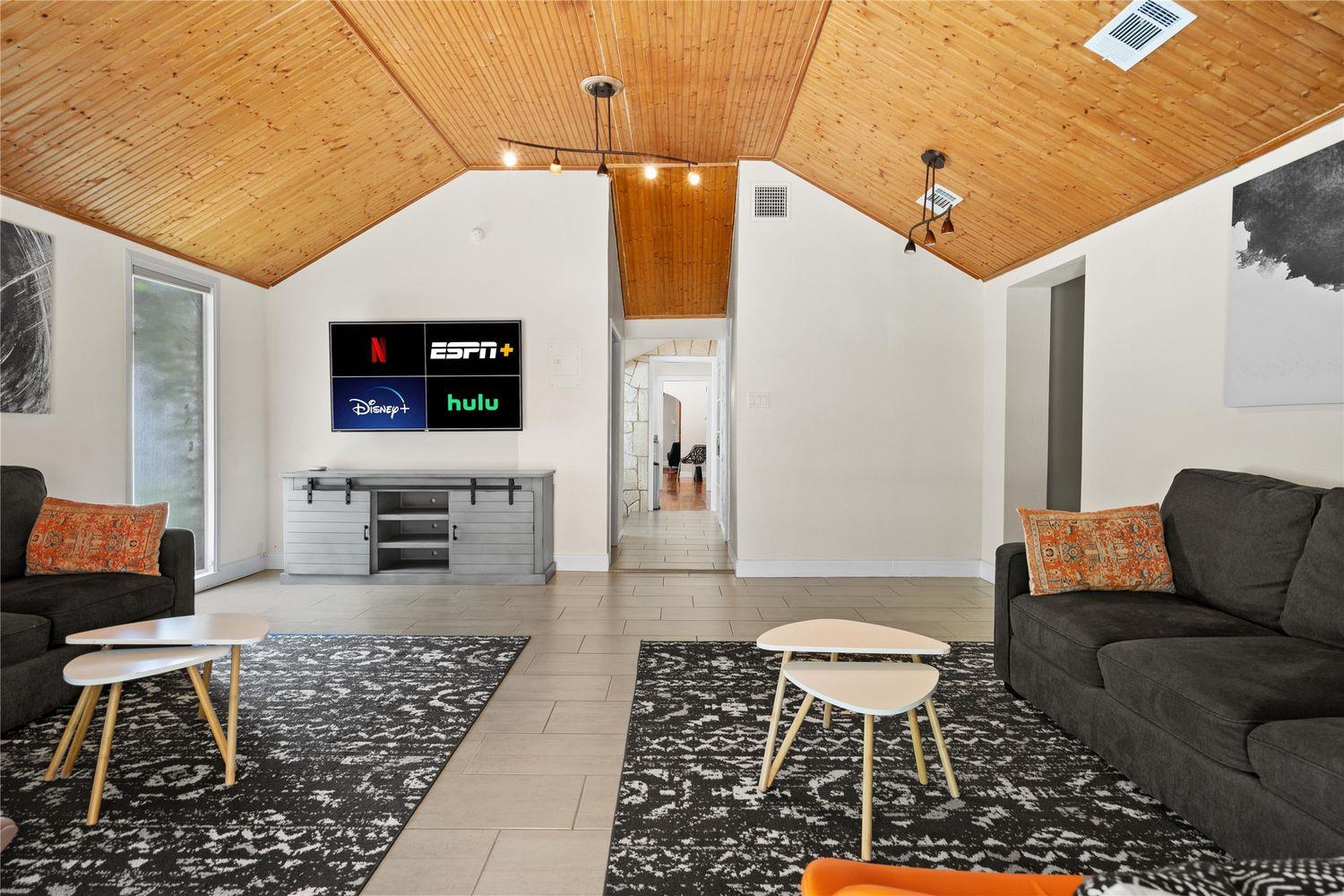 2106 Kenwood Ave, Austin, TX 78704