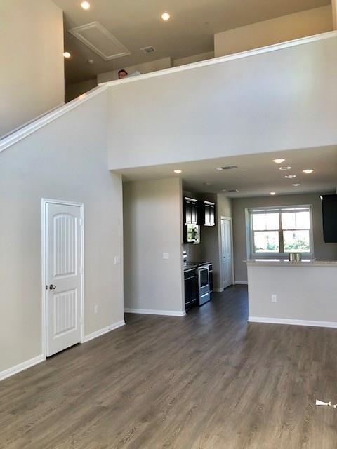 516 E Slaughter Ln # 901, Austin, TX 78744