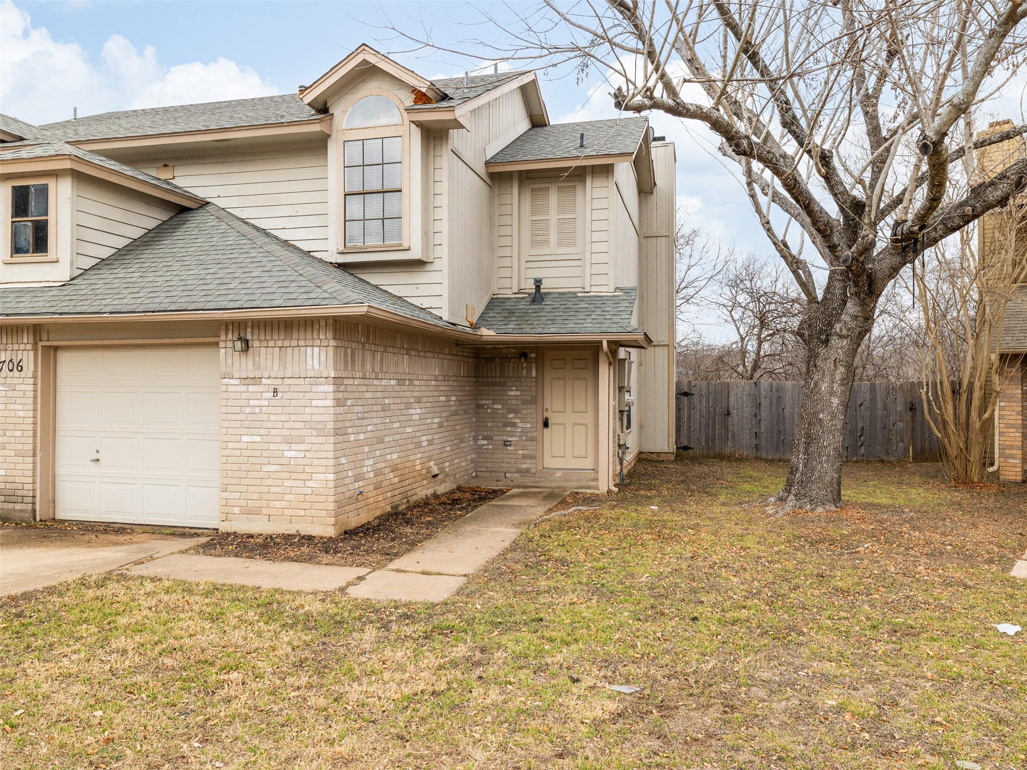 706 Rollingway Dr # B, Round Rock, TX 78681