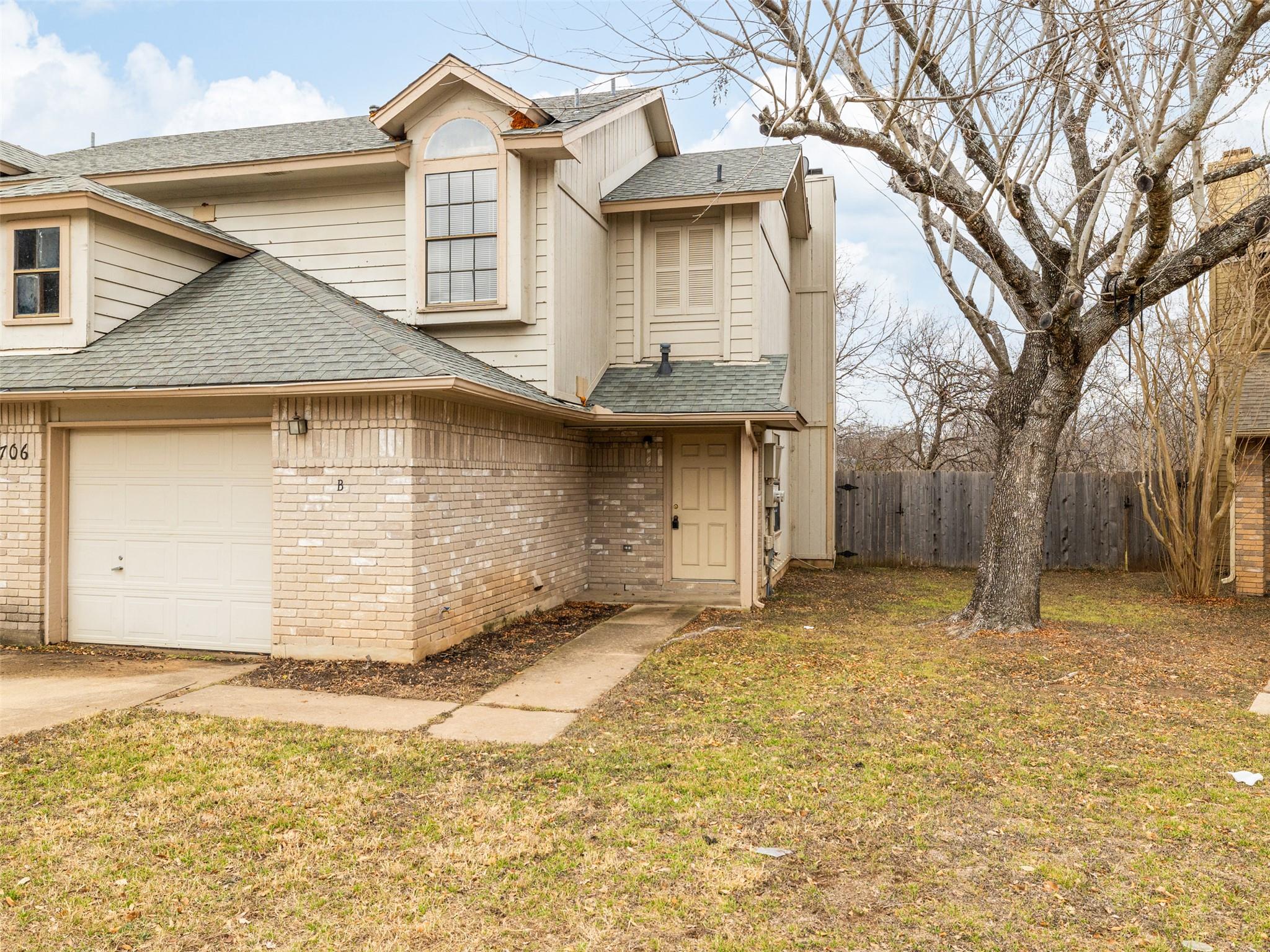 706 Rollingway Dr # B, Round Rock, TX 78681