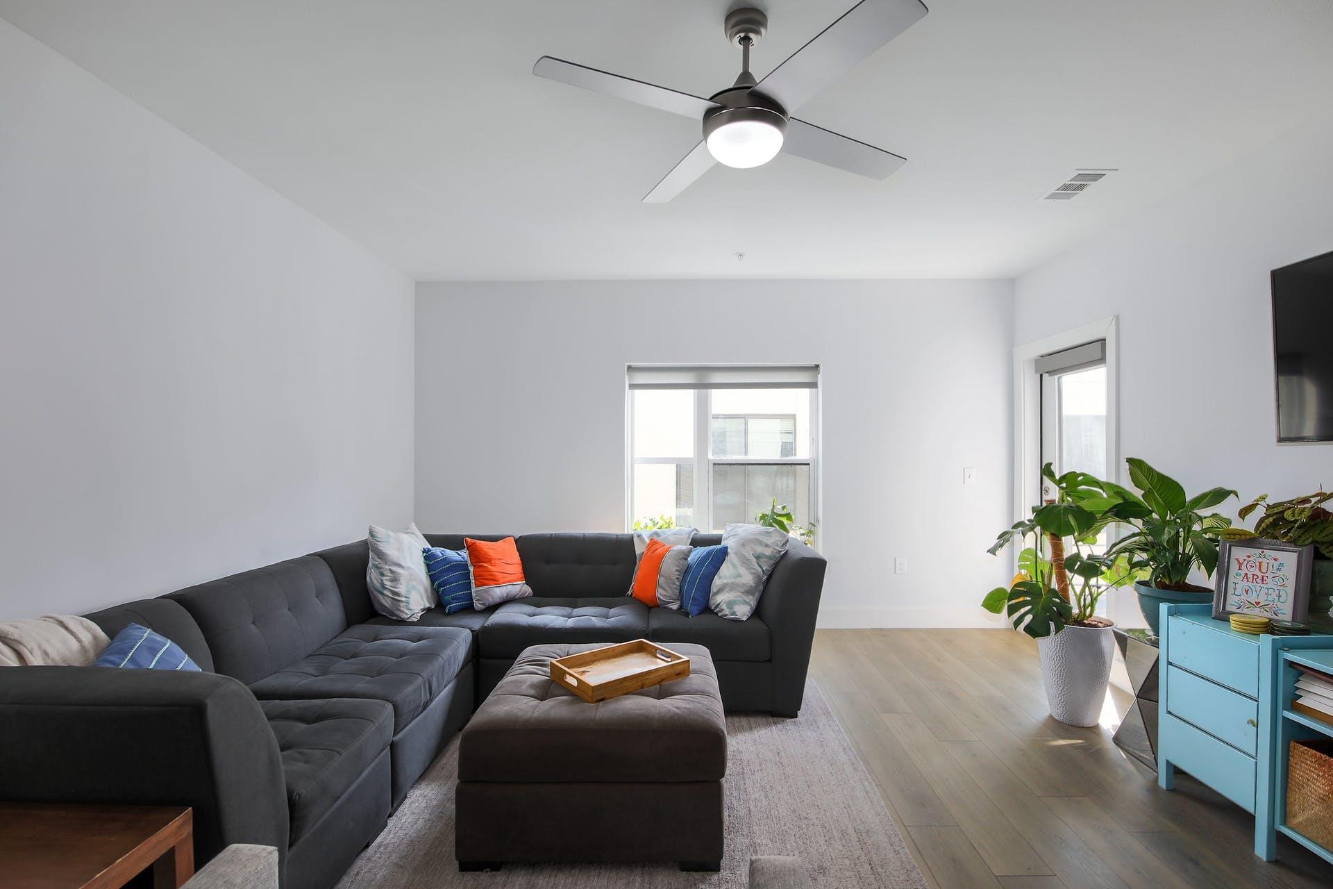 2213 Poquito St # 305, Austin, TX 78722