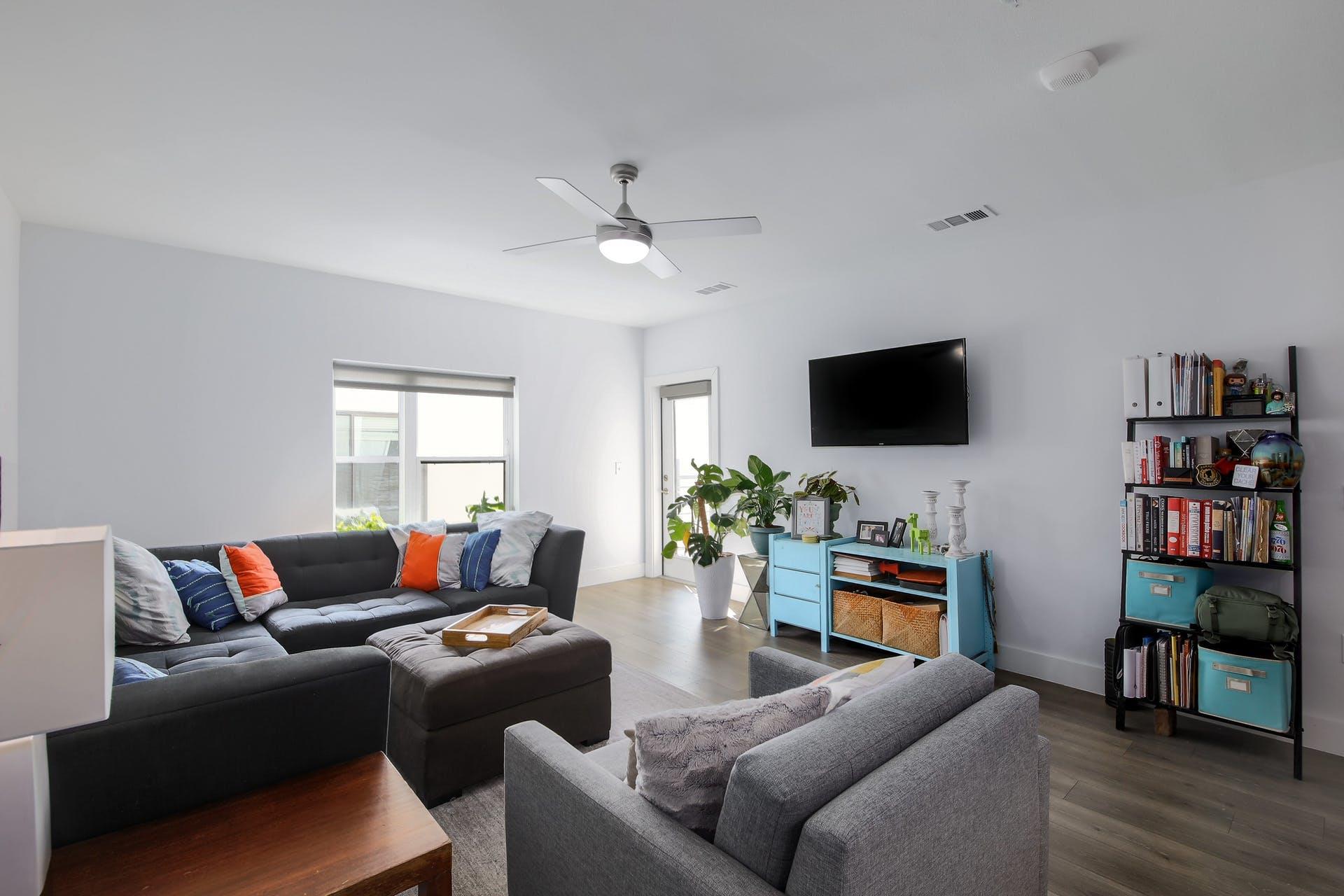 2213 Poquito St # 305, Austin, TX 78722