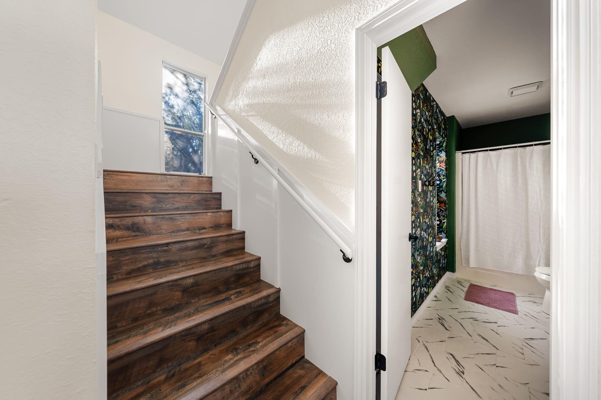 42 La Buena Vista Dr, Wimberley, TX 78676