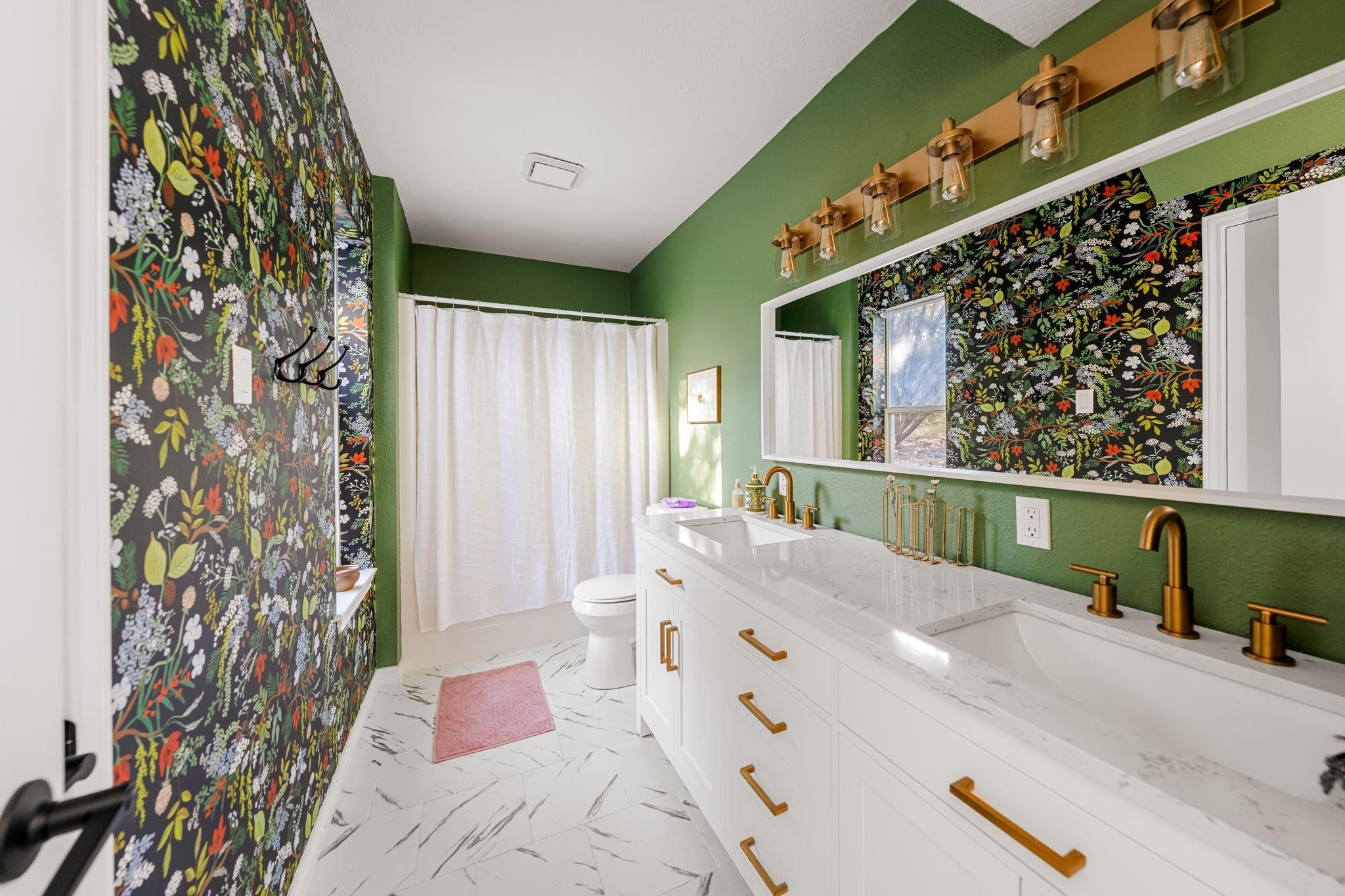 42 La Buena Vista Dr, Wimberley, TX 78676