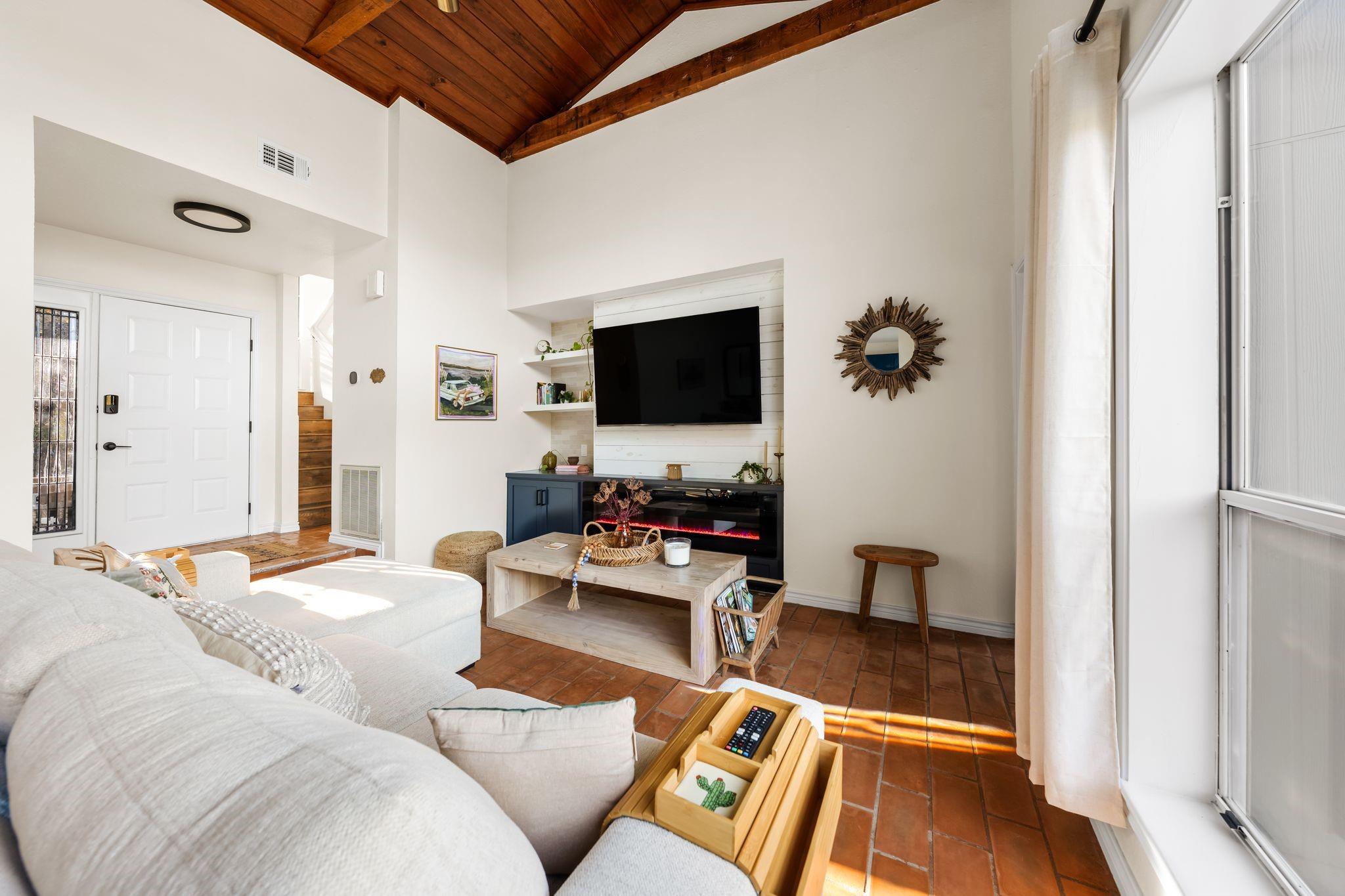 42 La Buena Vista Dr, Wimberley, TX 78676