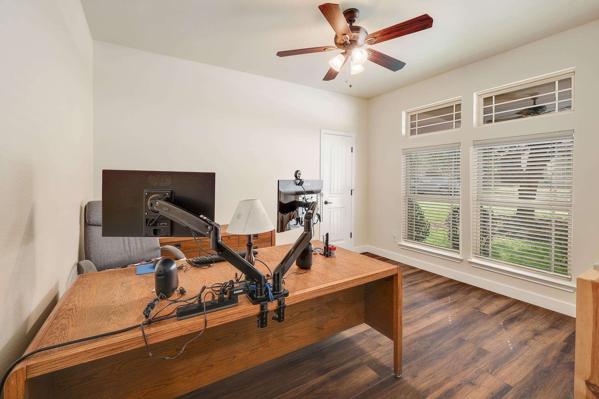 212 Monahans Dr, Georgetown, TX 78628