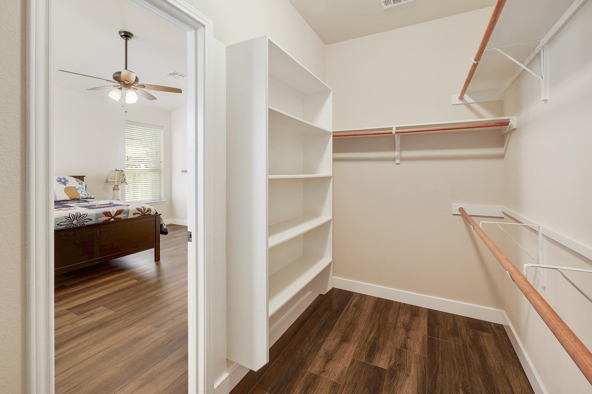 212 Monahans Dr, Georgetown, TX 78628