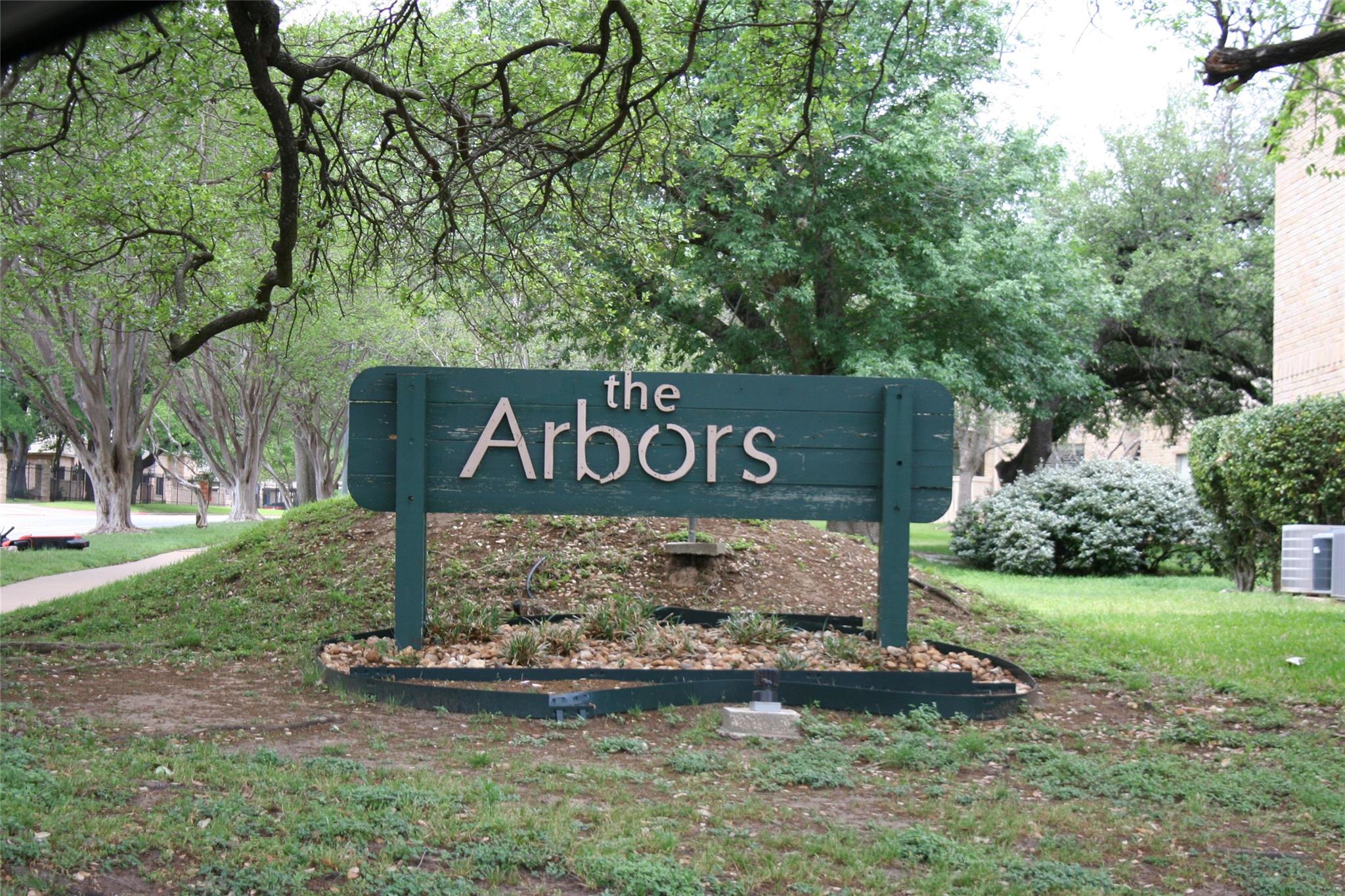 8210 Bent Tree Rd # 113, Austin, TX 78759