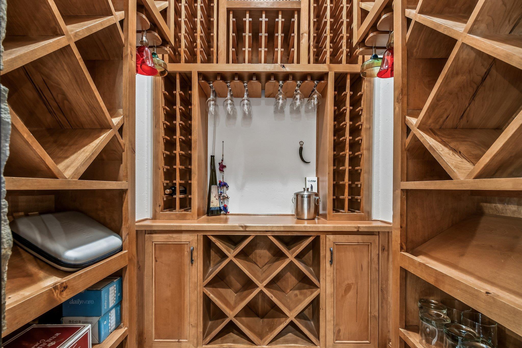 17701 Navigation Ln, Lago Vista, TX 78645