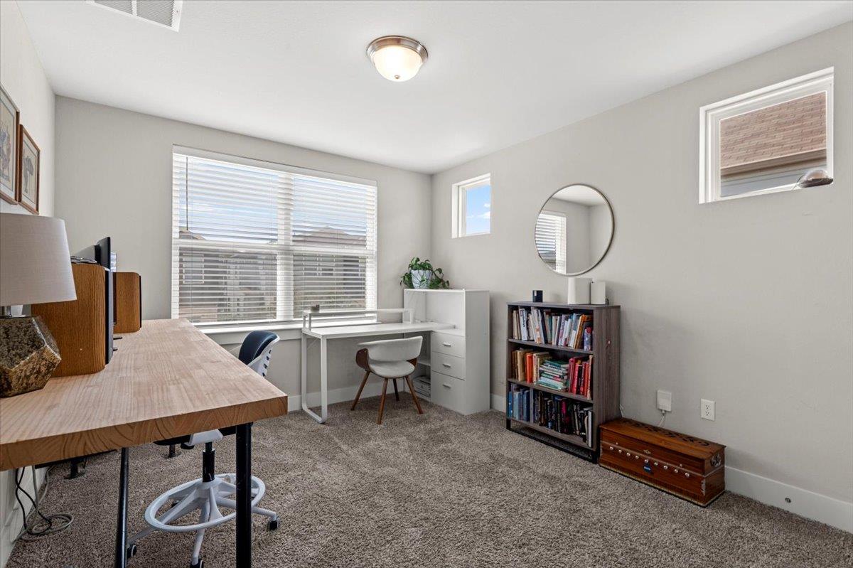 7110 Silver Star Ln, Austin, TX 78744