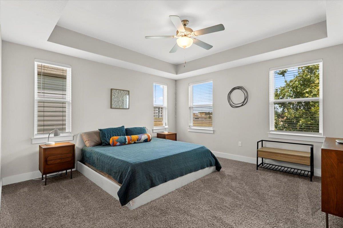 7110 Silver Star Ln, Austin, TX 78744