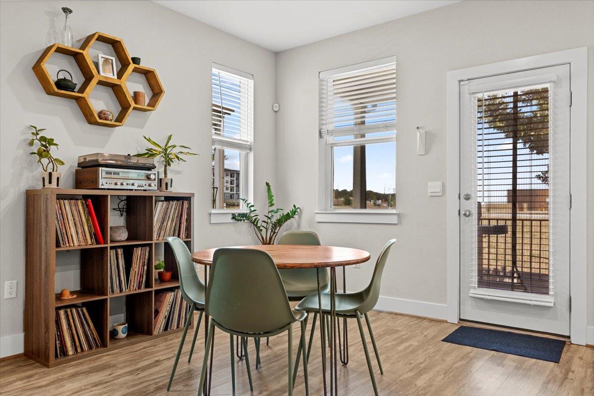 7110 Silver Star Ln, Austin, TX 78744