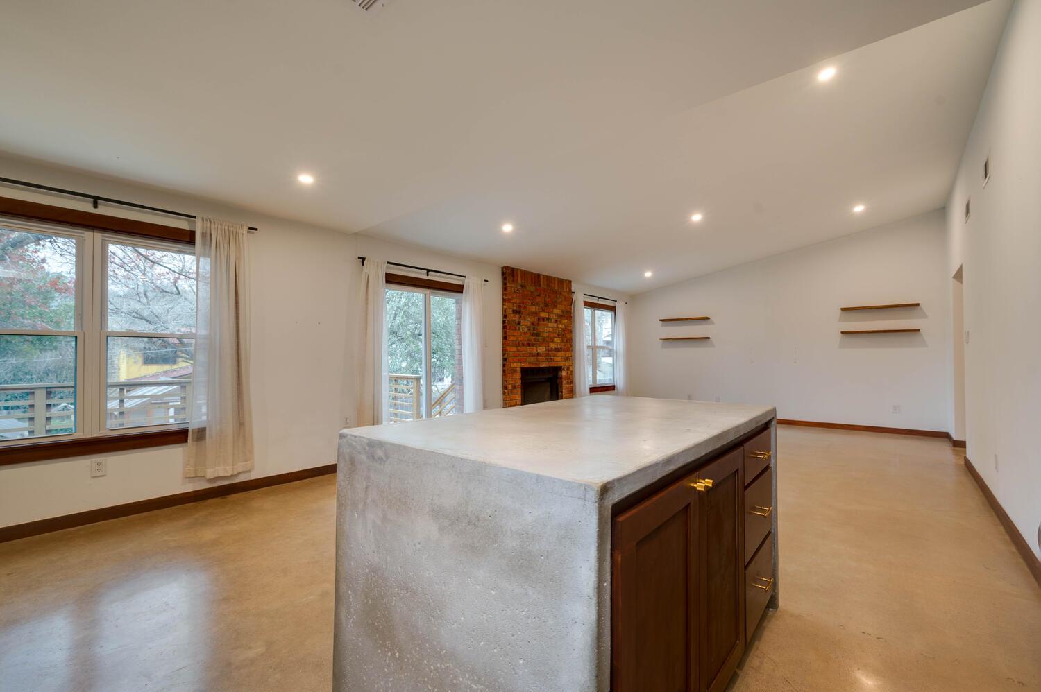 11203 Brushy Glen Dr, Austin, TX 78754