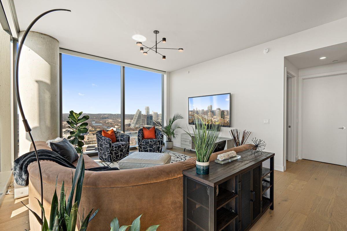 # 3801 44 East Ave, Austin, TX 78701