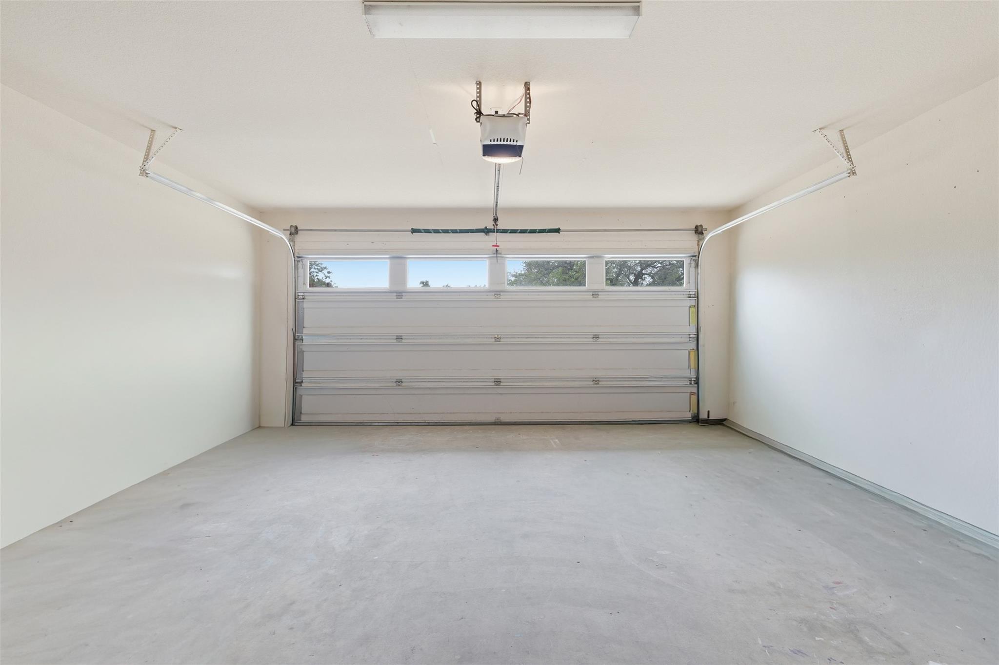 339 Sycamore St, Georgetown, TX 78633