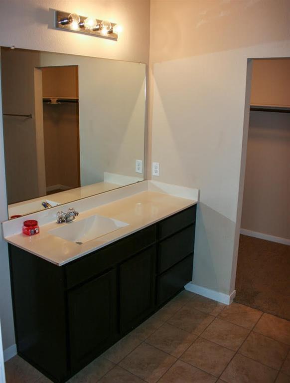 5721 Roderick Dr, Austin, TX 78724