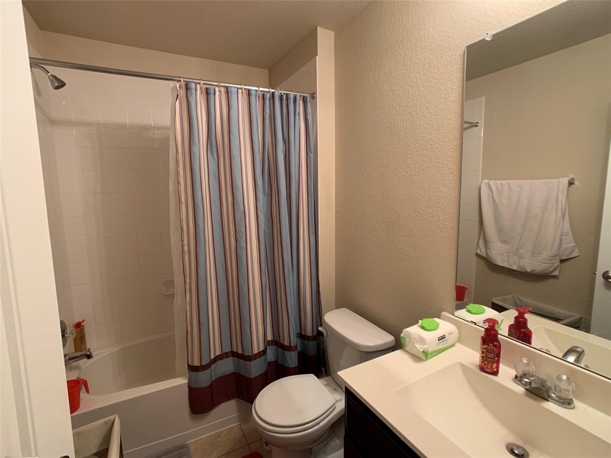 5721 Roderick Dr, Austin, TX 78724