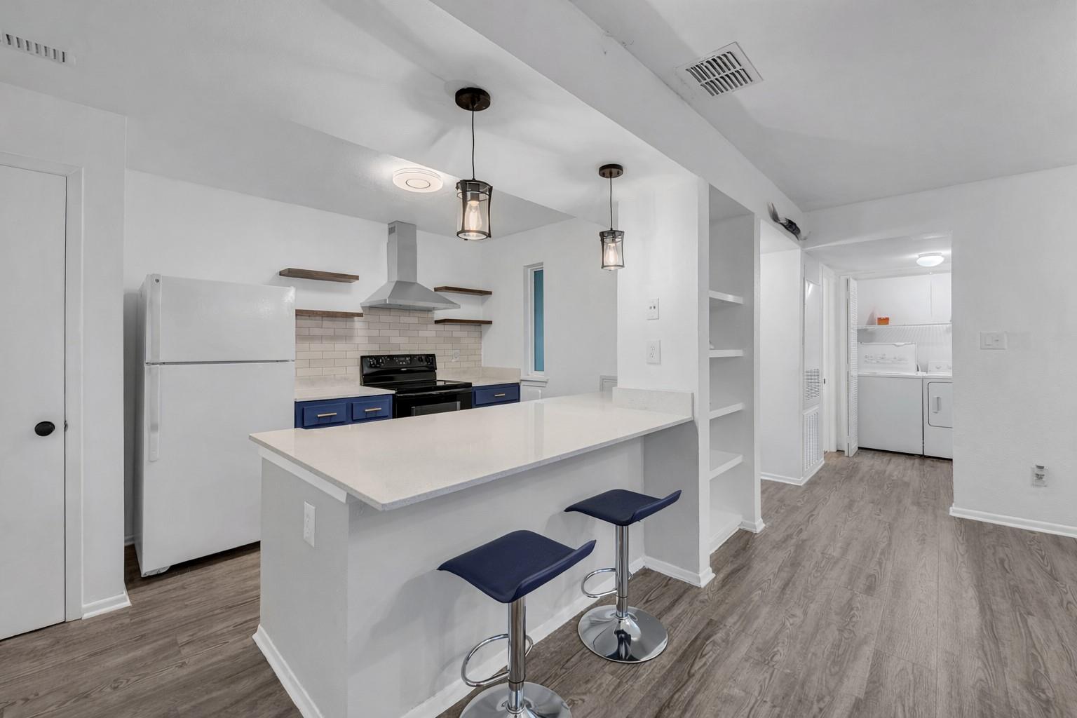 4500 E Oltorf St # D410, Austin, TX 78741