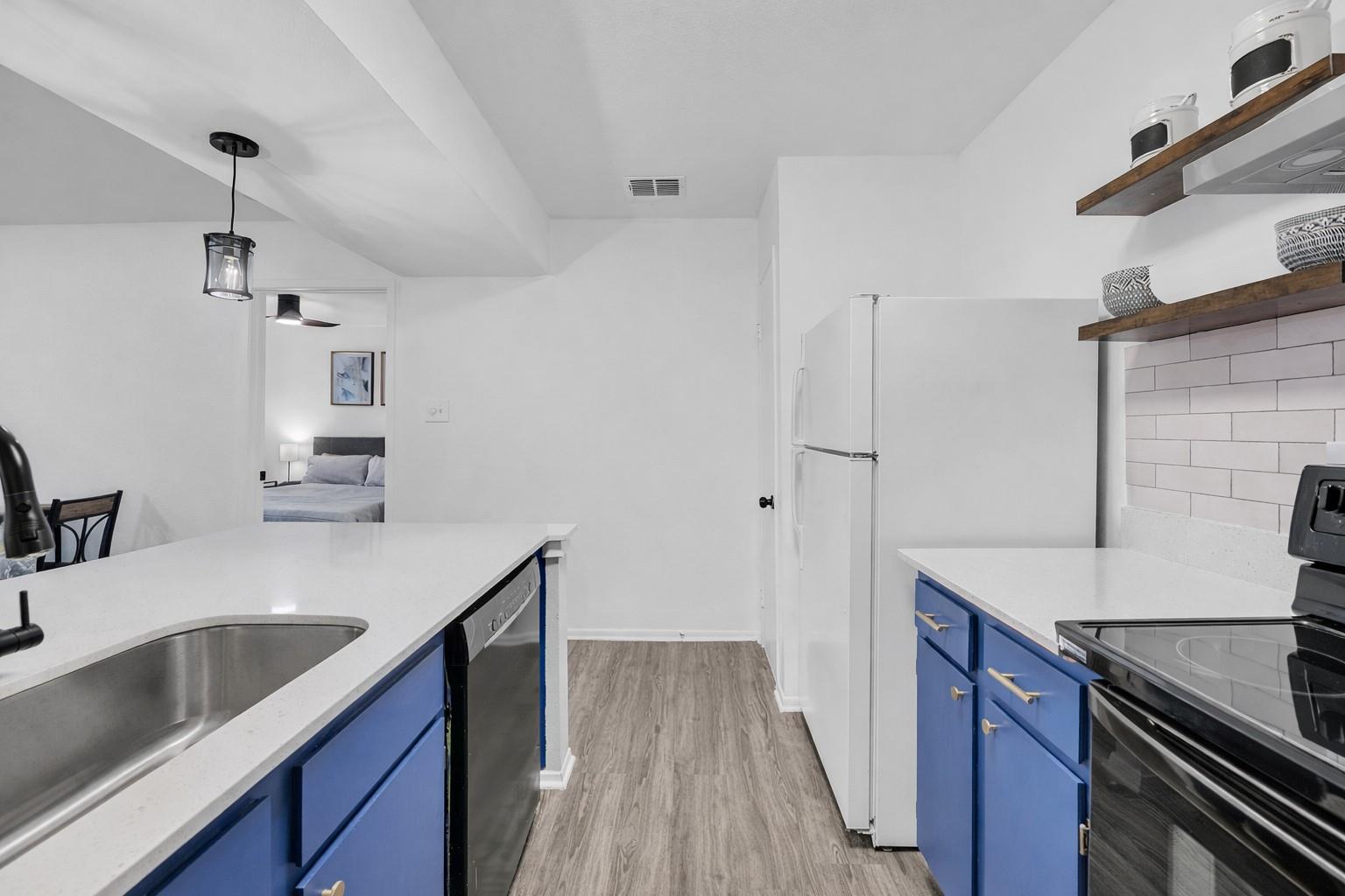 4500 E Oltorf St # D410, Austin, TX 78741